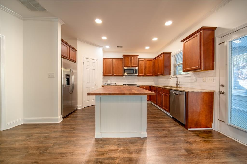 4315 Suwanee Mill Drive Property Photo 10
