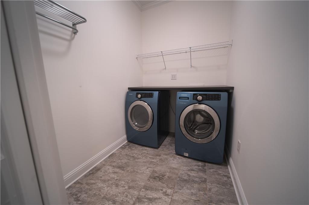 4315 Suwanee Mill Drive Property Photo 17