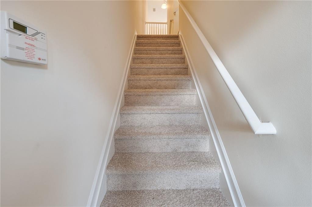 3246 Mill Springs Cir Property Photo 2
