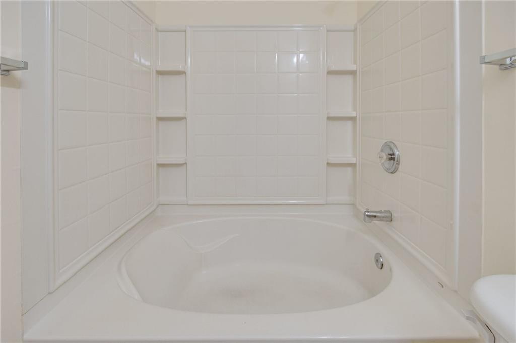3246 Mill Springs Cir Property Photo 18