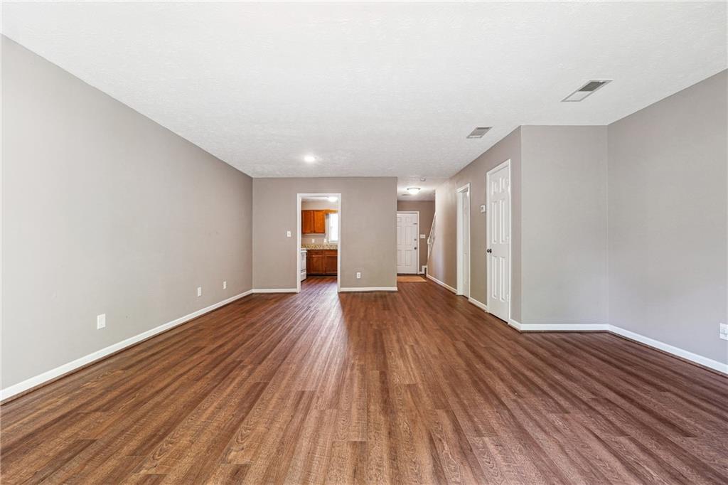 2962 Webb Bridge Road Property Photo 2