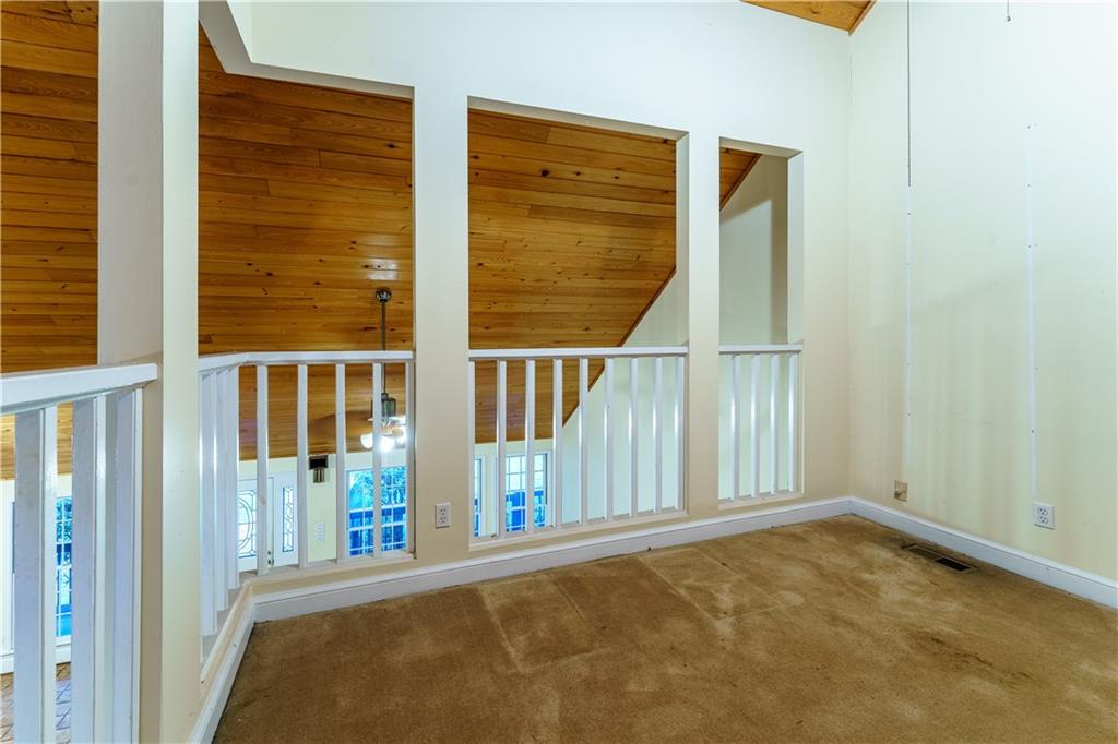 172 Leaf Lake Drive Property Photo 14
