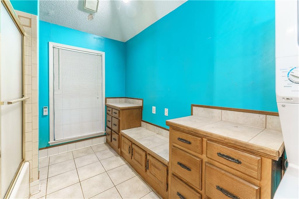 172 Leaf Lake Drive Property Photo 30