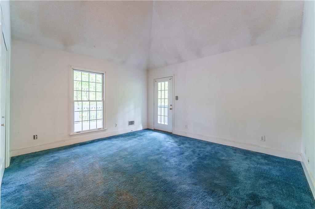 172 Leaf Lake Drive Property Photo 37