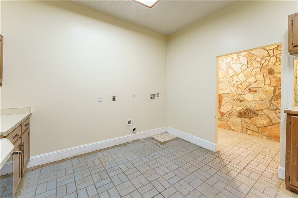 172 Leaf Lake Drive Property Photo 49
