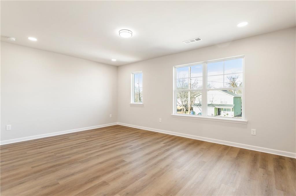 14 Wade Street Property Photo 19