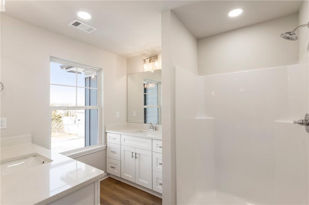 14 Wade Street Property Photo 21