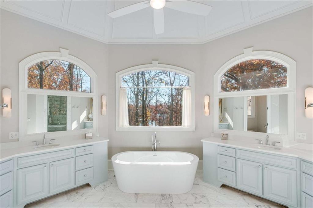 6226 Random Winds Bluff Property Photo 31
