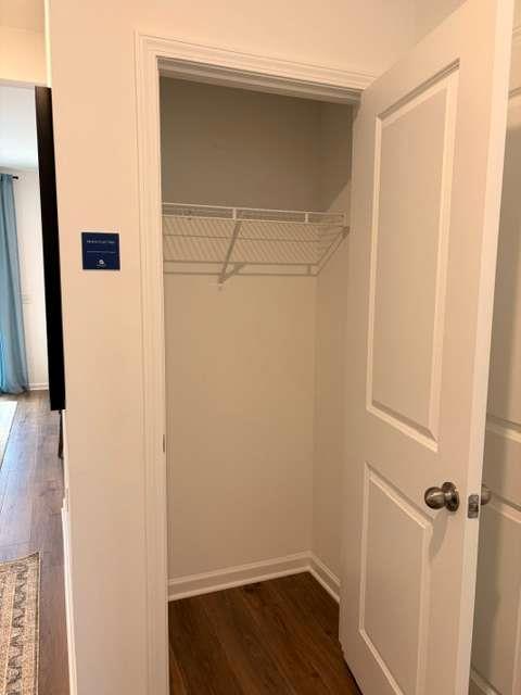210 Pondview Drive Property Photo 12