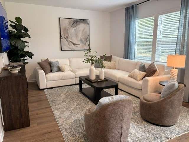 210 Pondview Drive Property Photo 19
