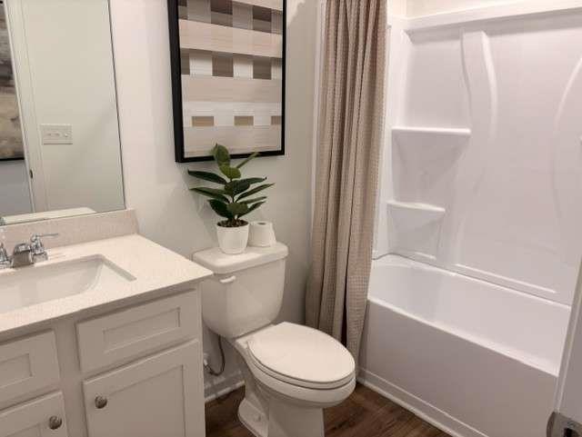 210 Pondview Drive Property Photo 33
