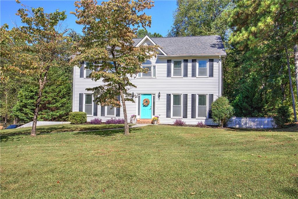 186 Charles Drive Ne Property Photo 1