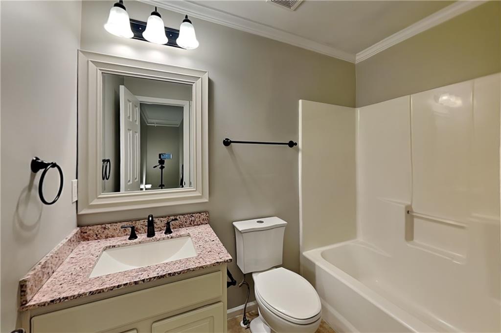 158 Oak Grove Place Property Photo 14