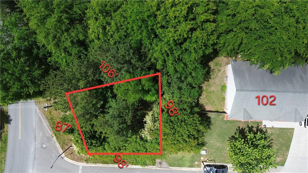 111 Jarrett Drive Property Photo 2