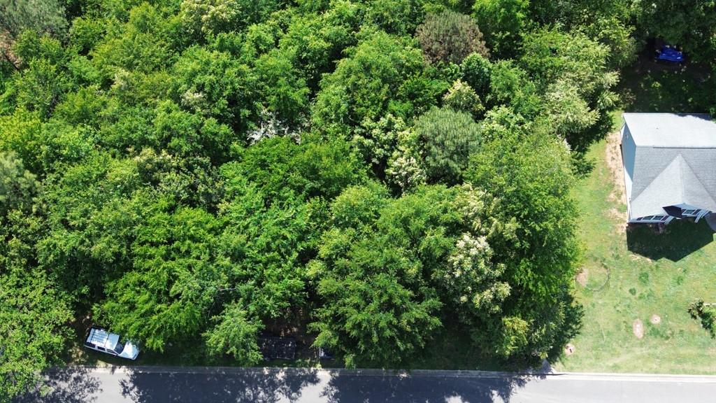 111 Jarrett Drive Property Photo 14