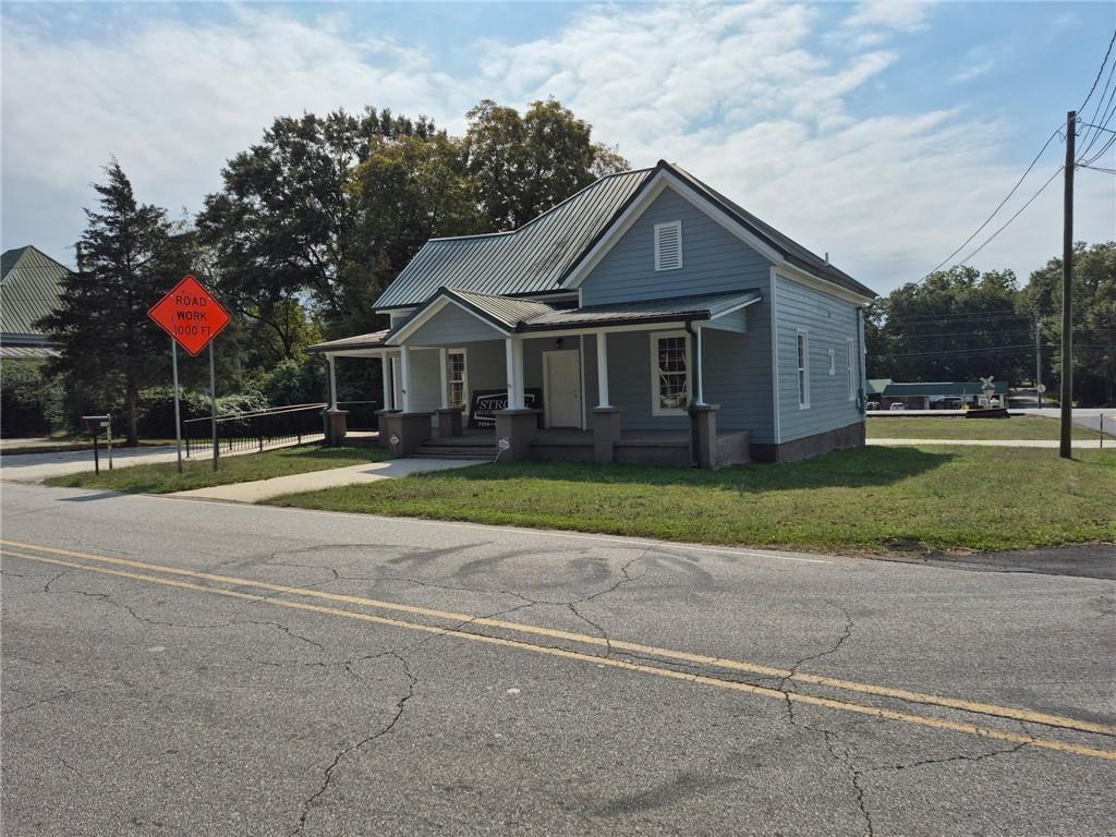 2459 N Broad Street Property Photo 1