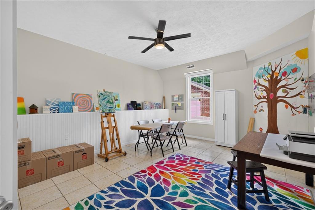 4728 E Reed Road Property Photo 39