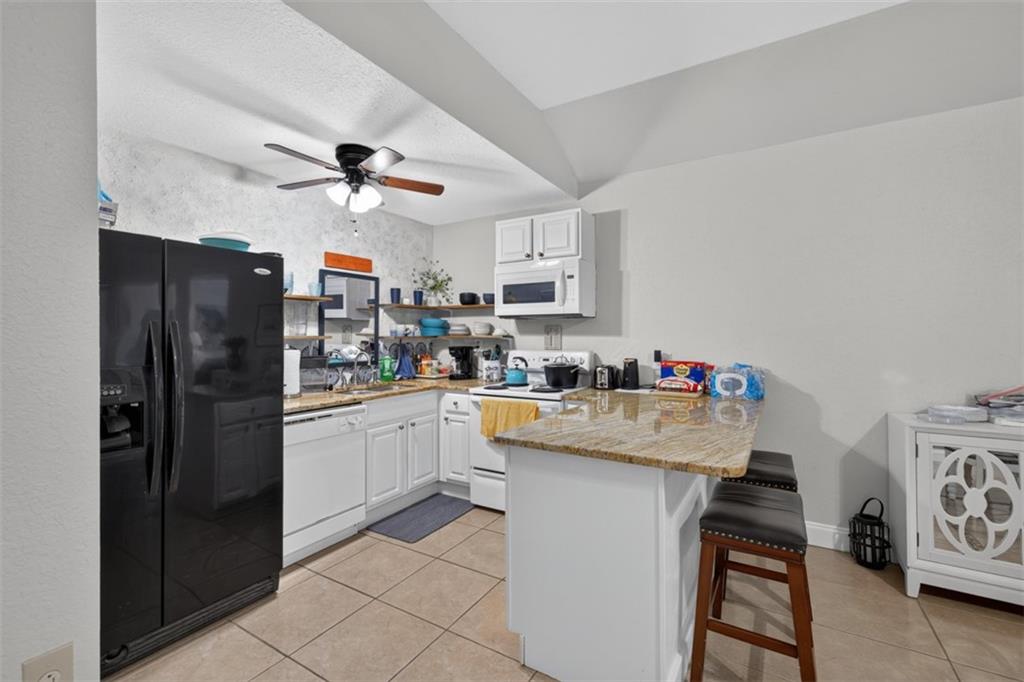 4728 E Reed Road Property Photo 45