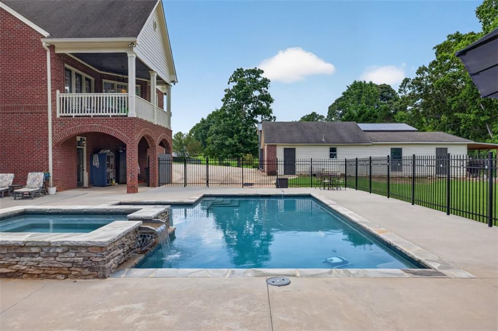 4728 E Reed Road Property Photo 52