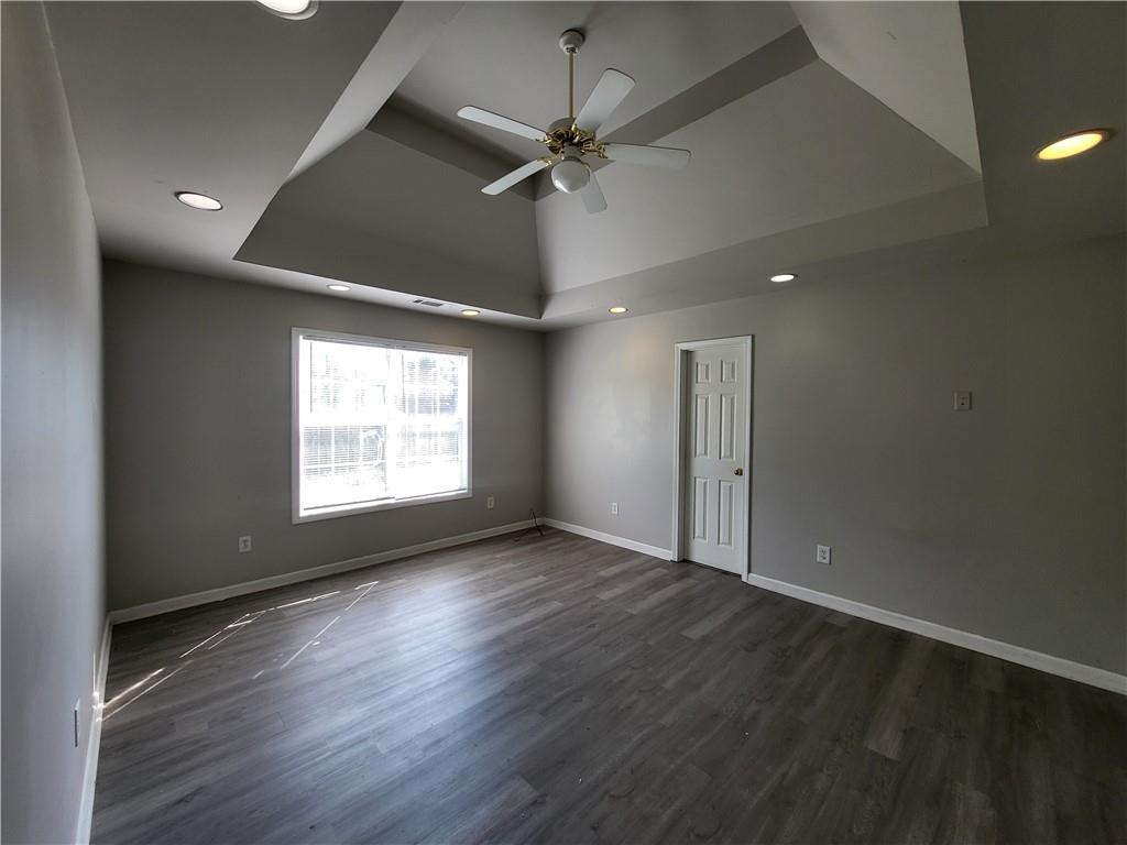 704 White Dove Drive Property Photo 5