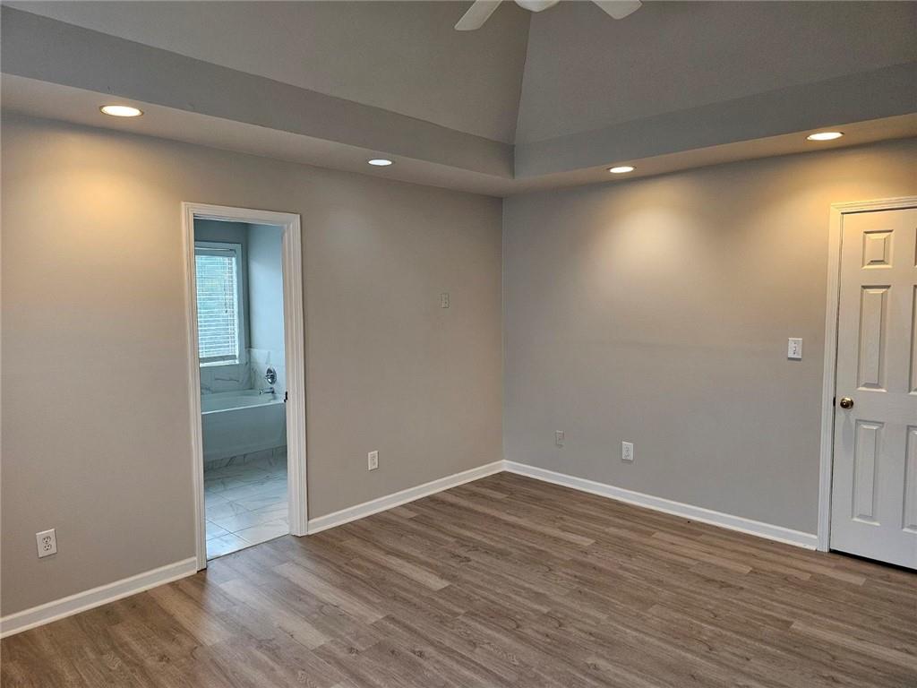 704 White Dove Drive Property Photo 16