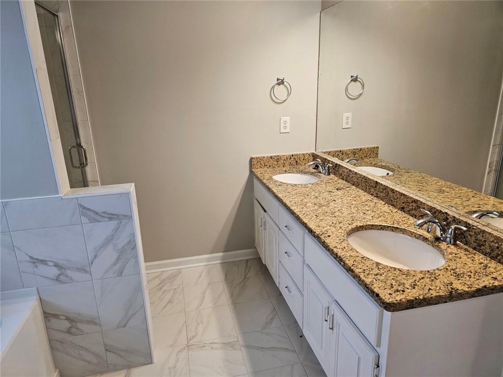 704 White Dove Drive Property Photo 17