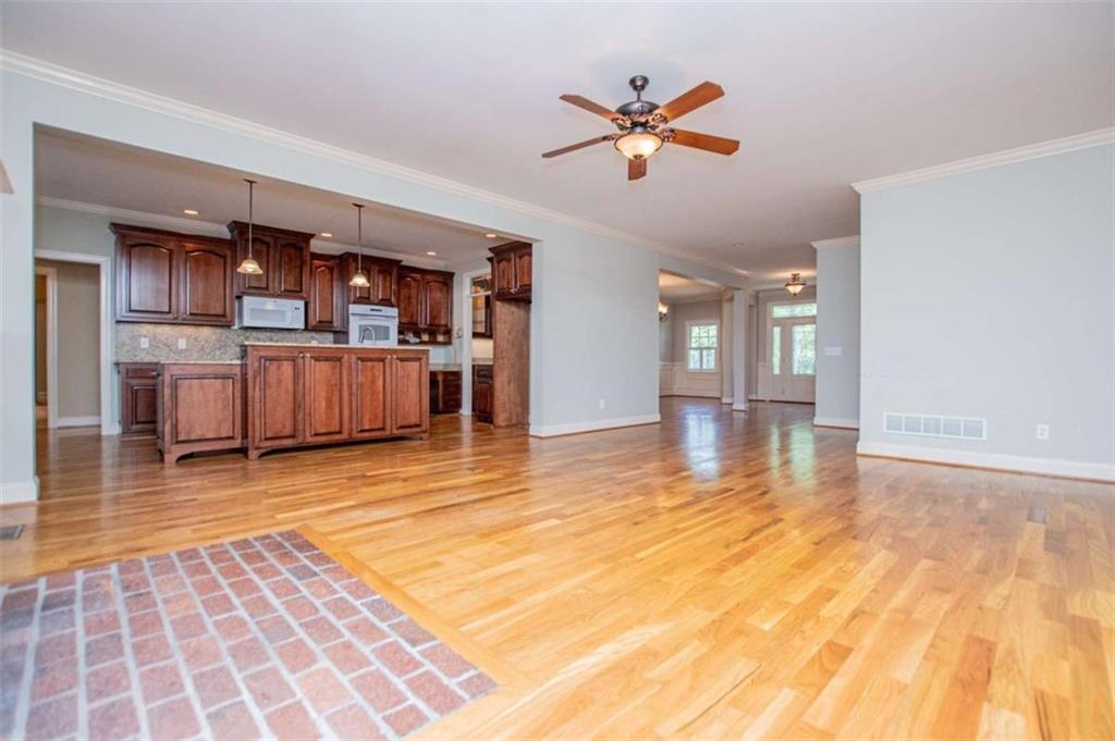 133 Stonegate Trail Property Photo 8