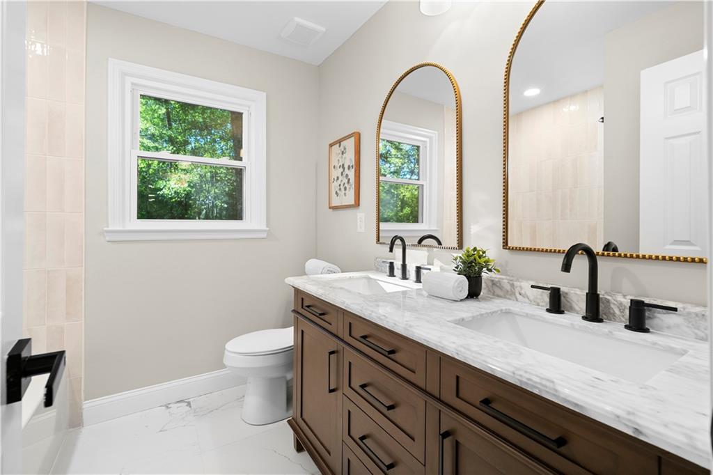 4564 Jade Trail Property Photo 24