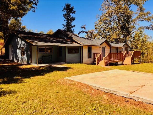 6075 Pinegrove Road Property Photo 1