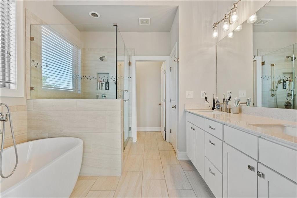 1305 Faircrest Way Property Photo 18