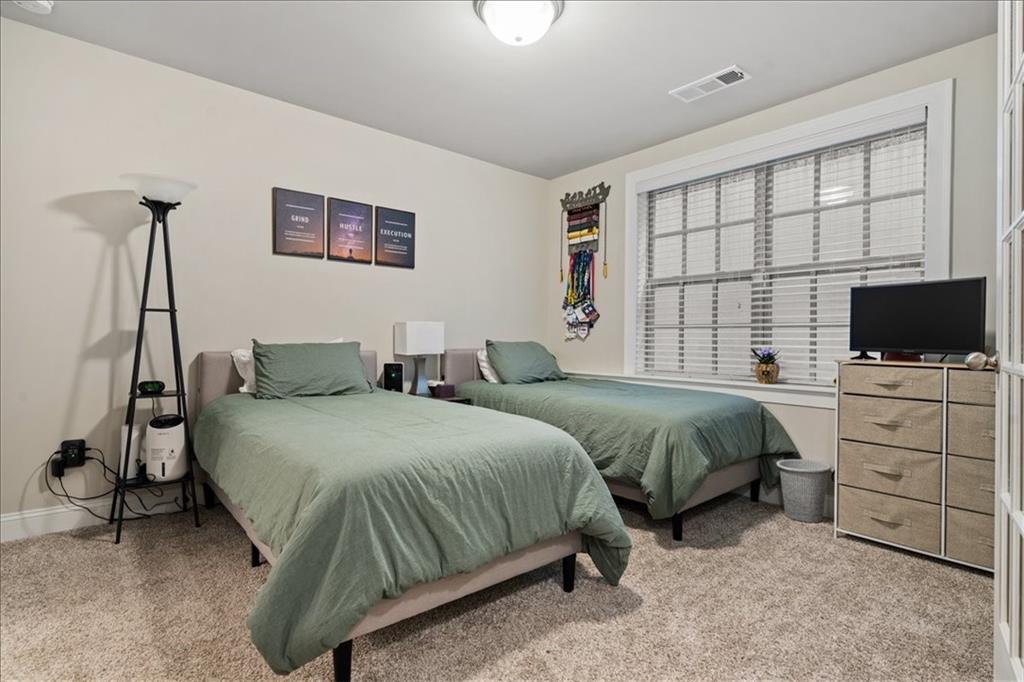1305 Faircrest Way Property Photo 23