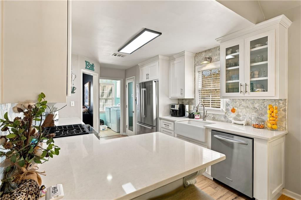 30 Gables Drive Se Property Photo 14