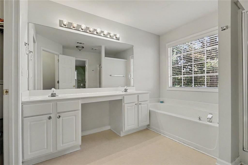 2693 Cascade Bend Drive Property Photo 12