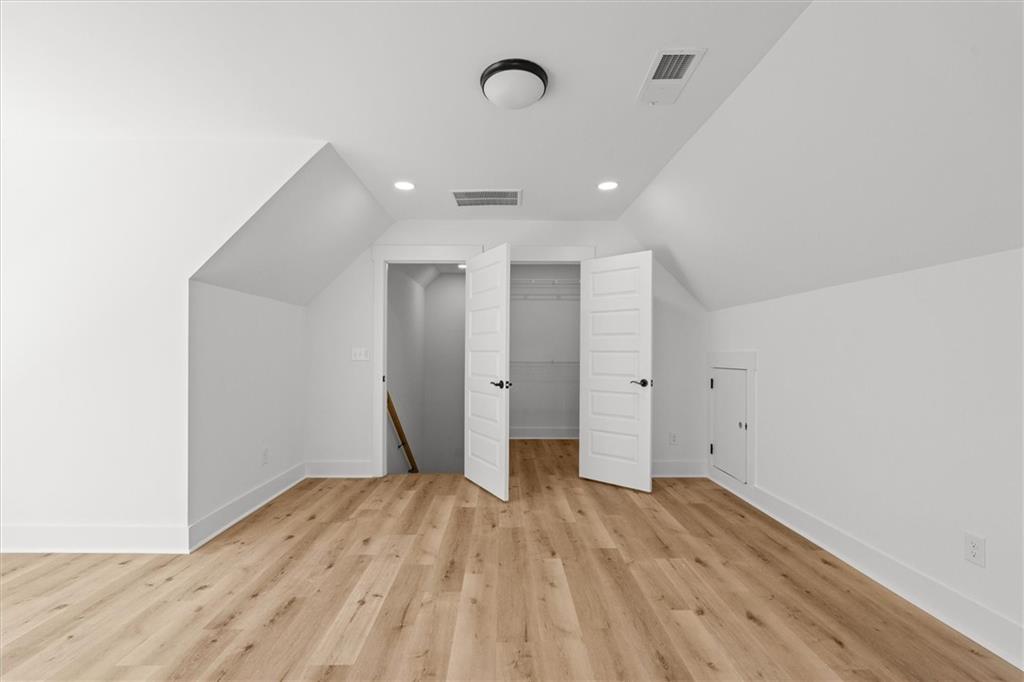1425 Old Ridgeway Rd Property Photo 37