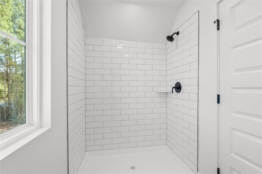 1425 Old Ridgeway Rd Property Photo 39
