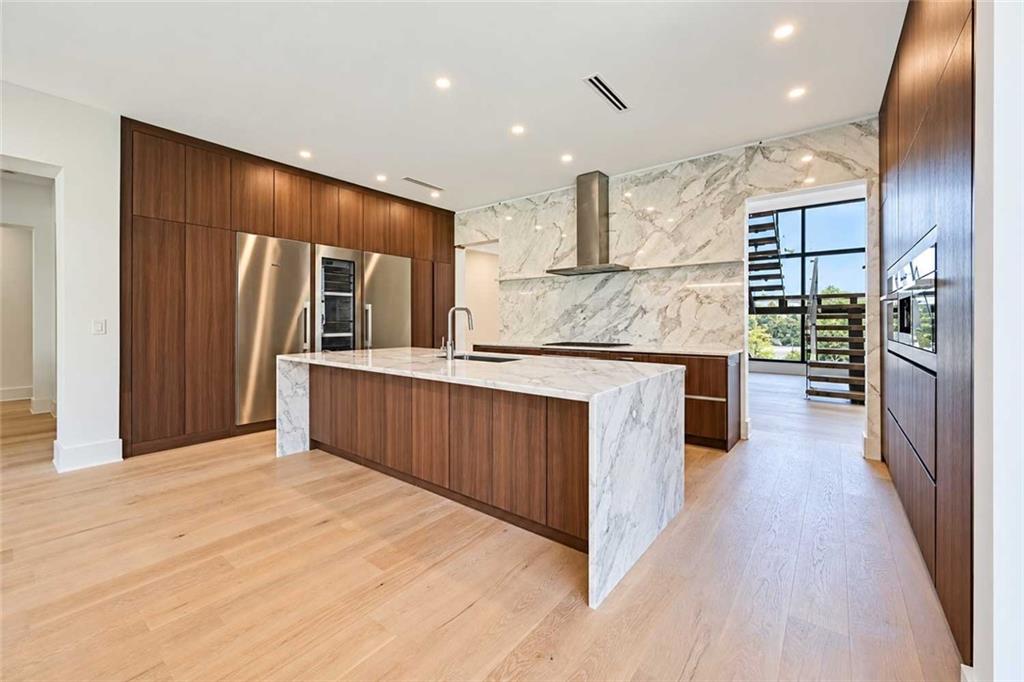 4785 Moore Road Property Photo 8
