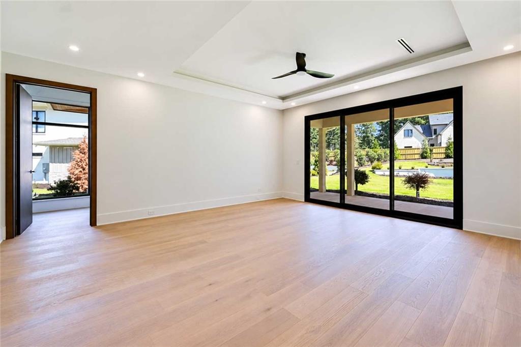 4785 Moore Road Property Photo 11
