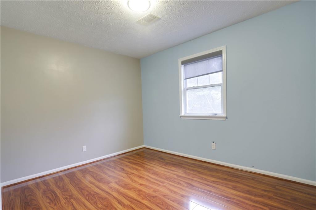 4131 Gravitt Place Property Photo 13