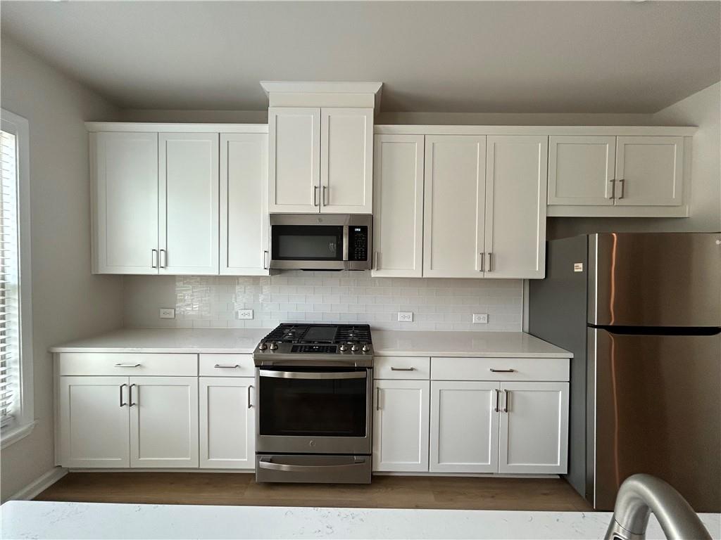 3715 Davis Circle Property Photo 8