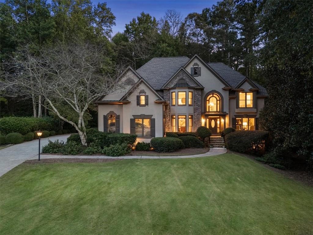 555 Treyburn View Property Photo 1