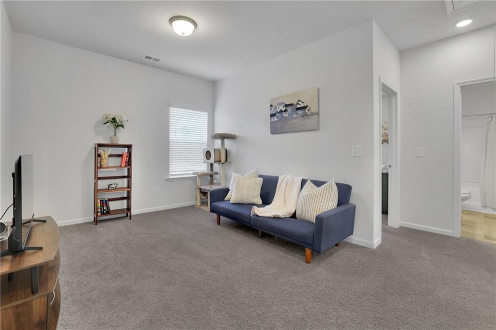803 Dundee Way Property Photo 32