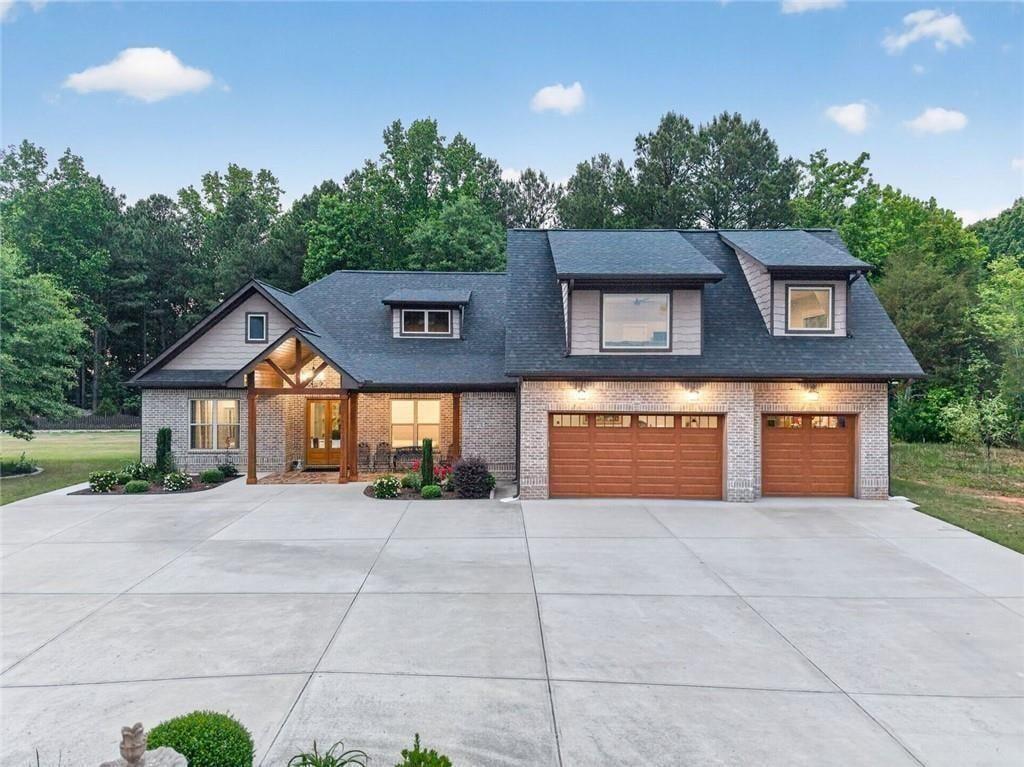 7851161 Property Photo 3