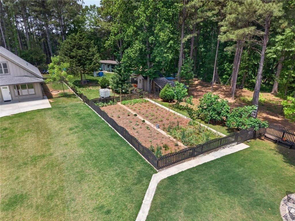 7851161 Property Photo 6