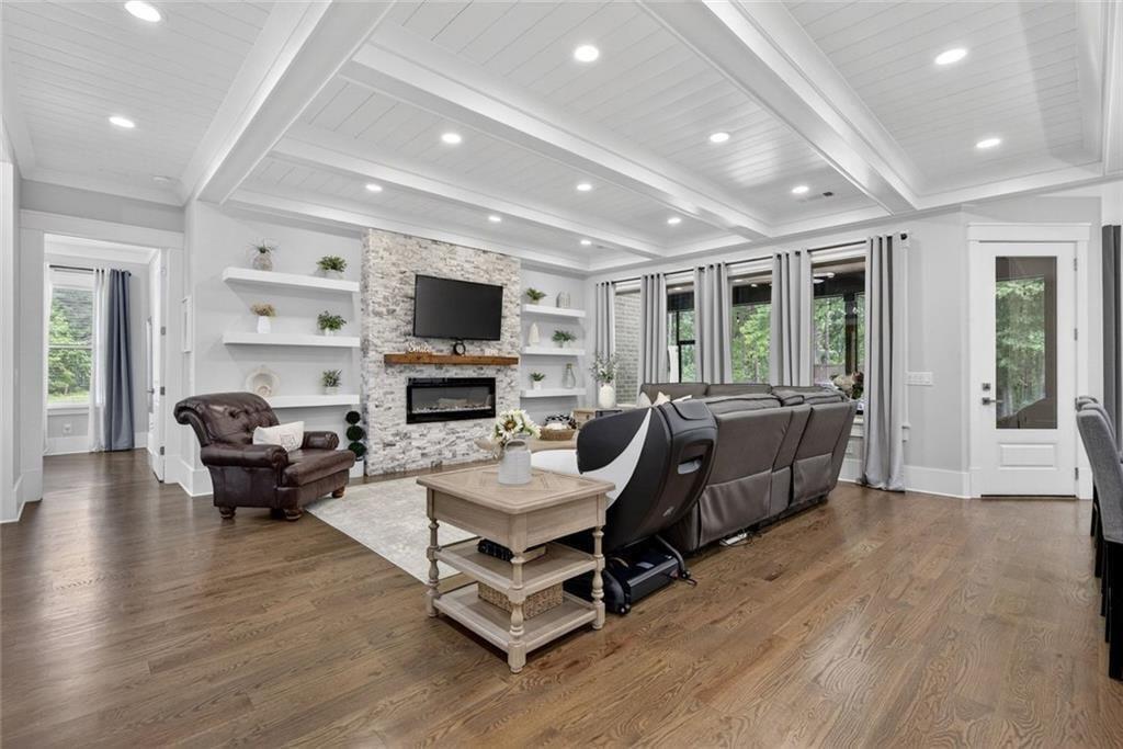 7851161 Property Photo 8