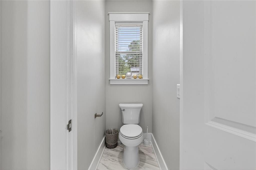 7851161 Property Photo 22