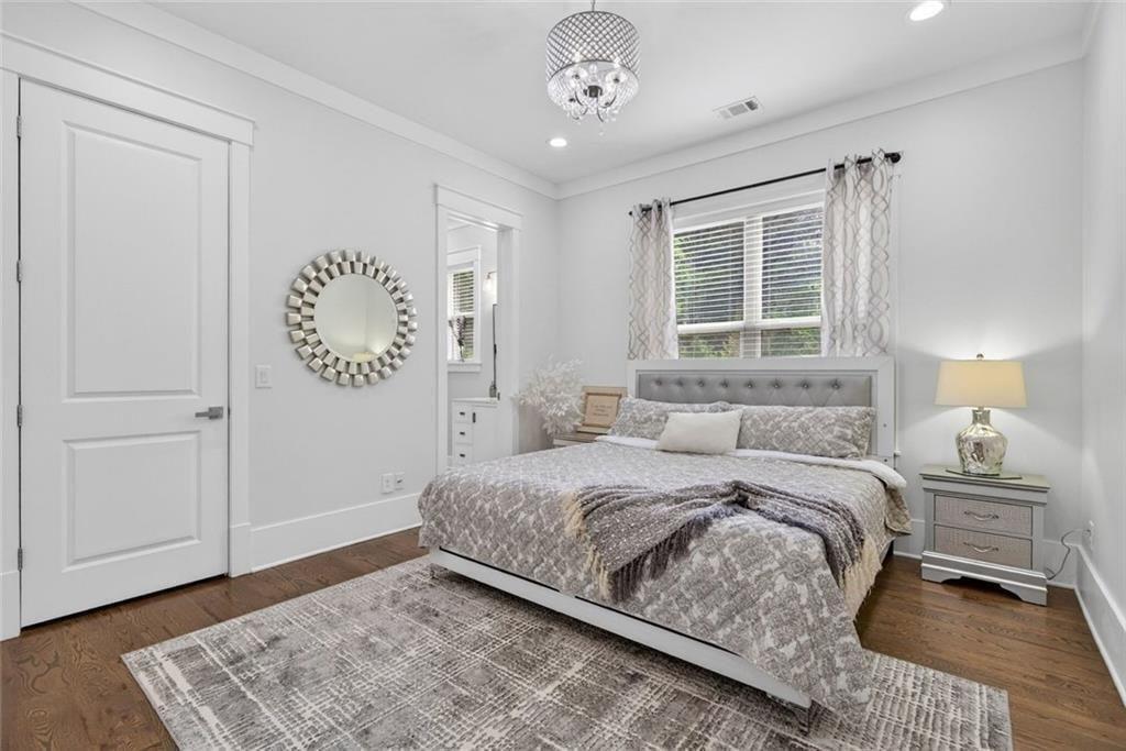 7851161 Property Photo 23