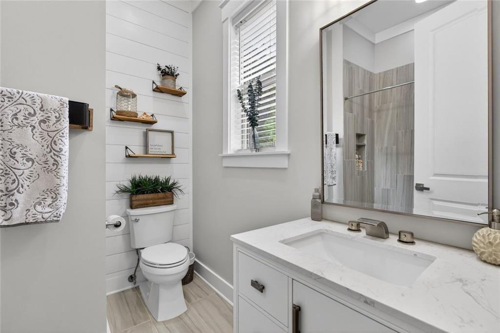 7851161 Property Photo 25