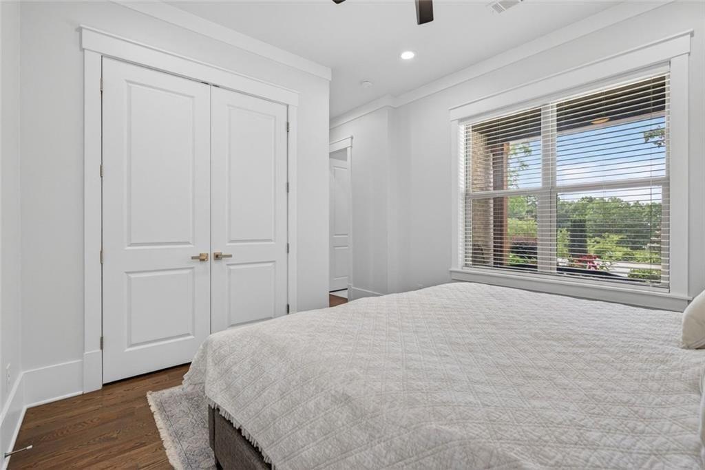 7851161 Property Photo 29