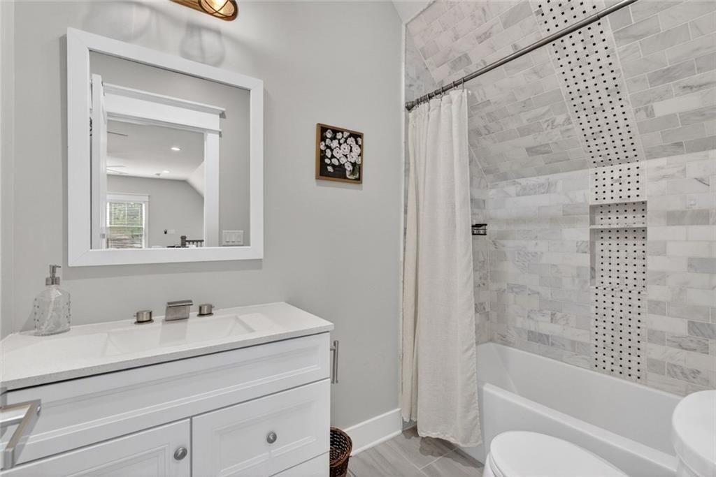 7851161 Property Photo 49