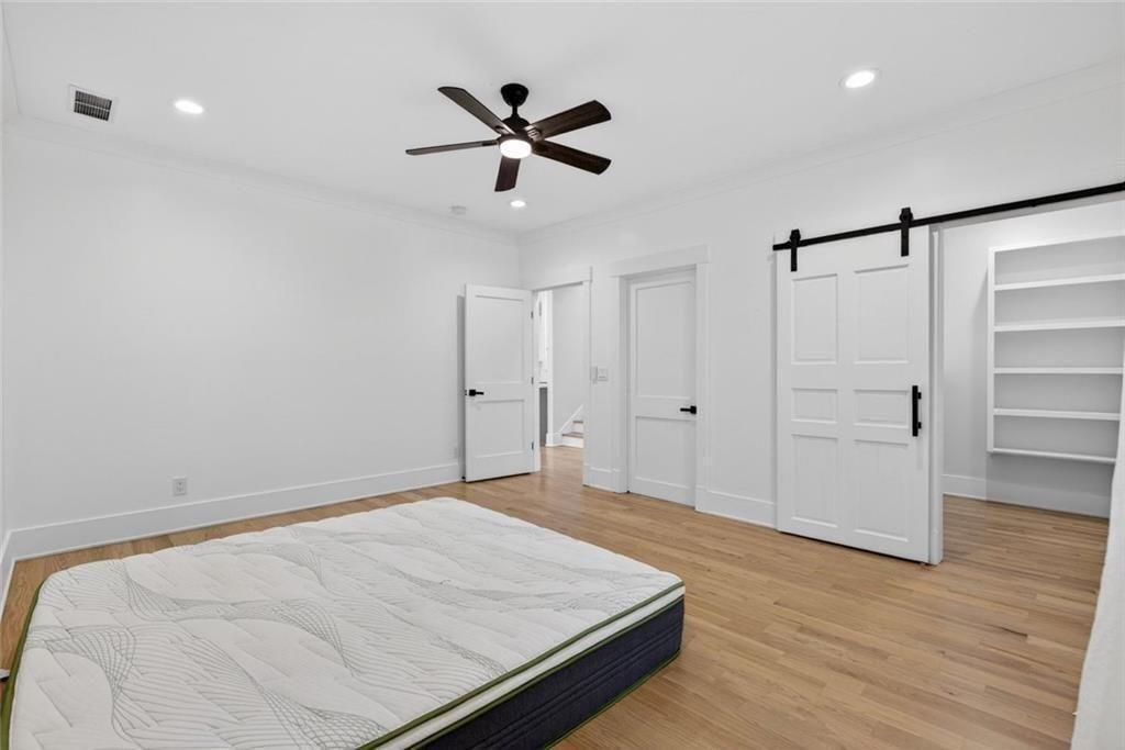 7851161 Property Photo 54